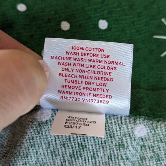 Target's Wondershop Holiday Feedsack Kitchen Towels, Set of 2 - Picture 6 of 6